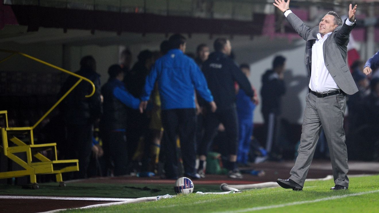 EXCLUSIV | Șumudică susține "noul Rapid", cu brandul preluat de FC Voluntari: "Merg acolo fără probleme! Cei de la Voluntari sunt oameni serioși, iar Rapid are nevoie de așa ceva"