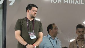 Rapid, cu gândul la titlu! Victor Angelescu: „Ne putem bate cu oricine. De ce să nu sperăm?”
