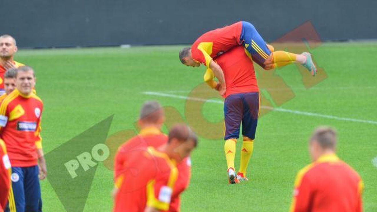 FOTO** Voie bună la antrenamentul naționalei înainte de partida cu Turcia! "Tricolorii" sunt cu moralul ridicat