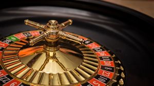 (P) Cum sunt afectate de tehnologie cazinourile online?