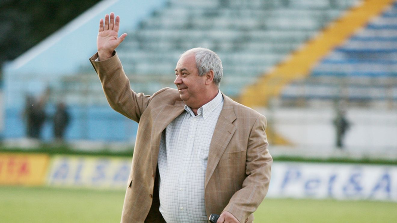 Horoba: "Tătărușanu este jucătorul Stelei dar mai rămâne un an la noi"