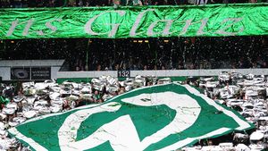 Un jucător al lui Werder Bremen, exclus din lot după ce s-a prezentat la club cu un sandviș în mână