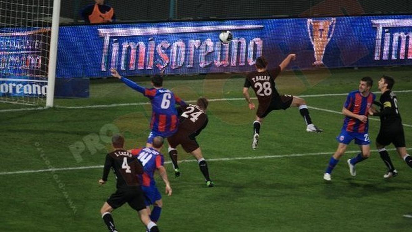 Lăcătuș: "Sper să fie și meciuri în care să stau un pic mai liniștit!** Jucăm pe 3 fronturi și vrem să scoatem cât mai mult din fiecare competiție"