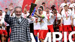 Ce vorbesc fotbaliștii FCSB în vestiar despre Becali: „Ai văzut pe TikTok ce a zis nea Gigi? Să-și facă talentul”