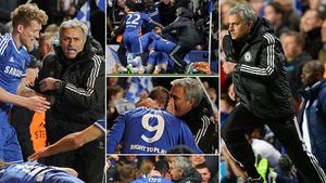 Mourinho, despre ieșirea de la golul lui Demba Ba: "Nu am alergat să sărbătoresc, ci pentru a le da indicații jucătorilor mei"