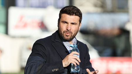 Adrian Mutu, despre demisia lui Mircea Lucescu: „Nu e obişnuit cu nebunia de la noi”