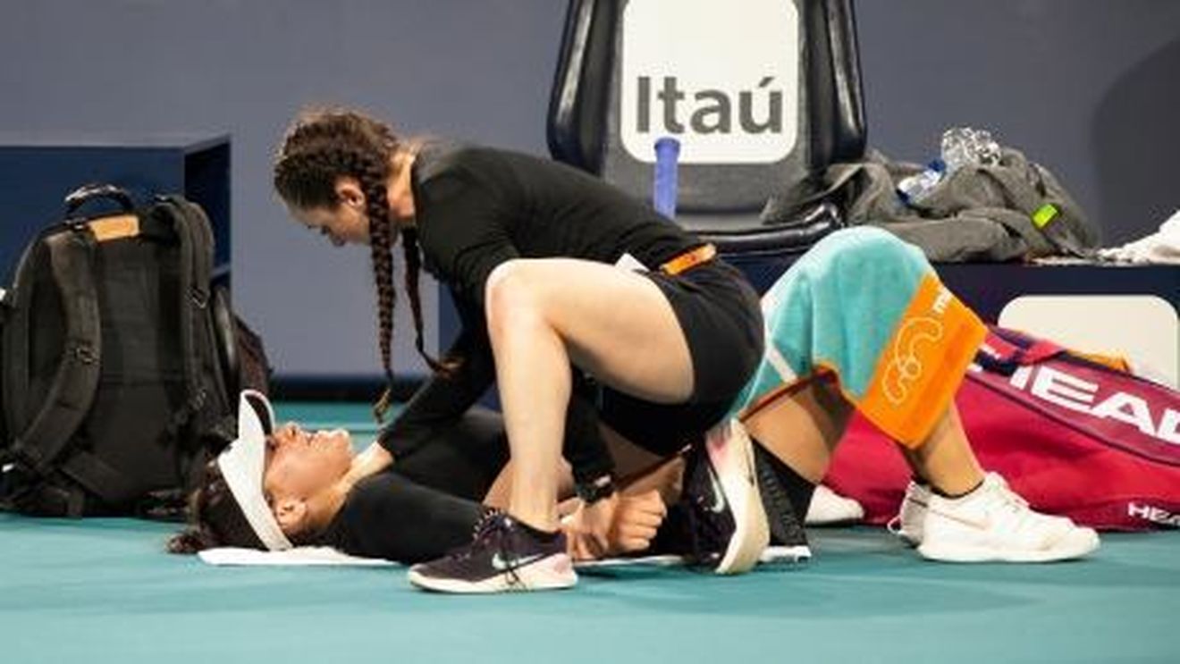 Răpusă de efort. Bianca Andreescu a abandonat în optimi la Miami, după 10 victorii consecutive în circuitul WTA