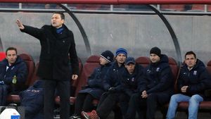 Ilie Stan îl sfătuiește pe Mihai Pintilii să nu se grăbească în a deveni „principal”: „Nu e așa de ușor!” VIDEO EXCLUSIV ProSport Live