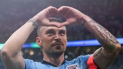 Surpriză uriașă! Dat ca transferat în Superliga, Nicolae Stanciu e așteptat să semneze în străinătate: "Viitor promițător!"