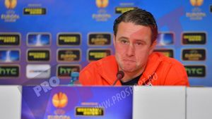 Reghe:** "Sunt mândru când stadionul se umple meci de meci și de elevii mei! Calificarea se va juca la Londra"