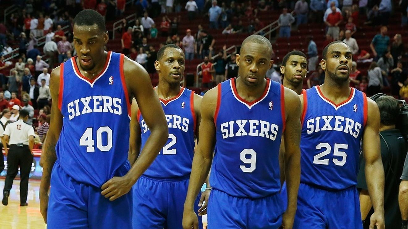 Cei mai slabi din istorie? Philadelphia 76ers n-a mai câștigat de două luni și a pierdut ultimele 26 de meciuri la rând