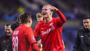 Erling Haaland a hotărât unde va juca anul viitor. „Puștiul minune” al fotbalului va fi coleg cu cei mai mari jucători ai lumii. Suma uriașă pe care o va primi Salzburg