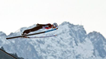 Austria, la putere în Turneul celor Patru Trambuline cu un săritor venit din "liga a doua"!