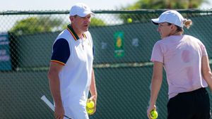 Ce se întâmplă cu Simona Halep în cazul suspendării pentru dopaj! Verdictul fostului antrenor al româncei: „E o situație de neexplicat! La cum o știu eu, nu se lasă” | VIDEO EXCLUSIV Așa-i în tenis