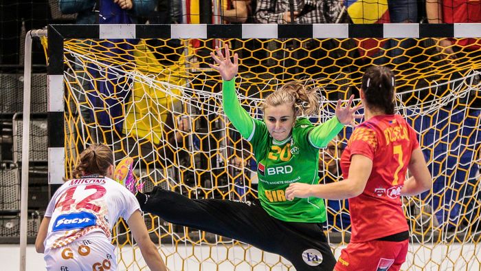 Ee e eroina din ultimele secunde ale finalei Cupei EHF! Portarul naționalei, Iulia Dumanska, a avut mâini de aur: "A fost visul nostru. Sunteți superbi!"
