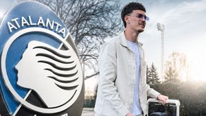 Cu oferta de la Atalanta pe masă, Dennis Man a fost lăsat în afara lotului de PSV!