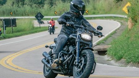 „Am aflat de pe net că am o tumoare pe creier. Medicii mi-au ascuns diagnosticul”. Era milionar și avea tot ce-și putea dori până boala l-a lovit crunt