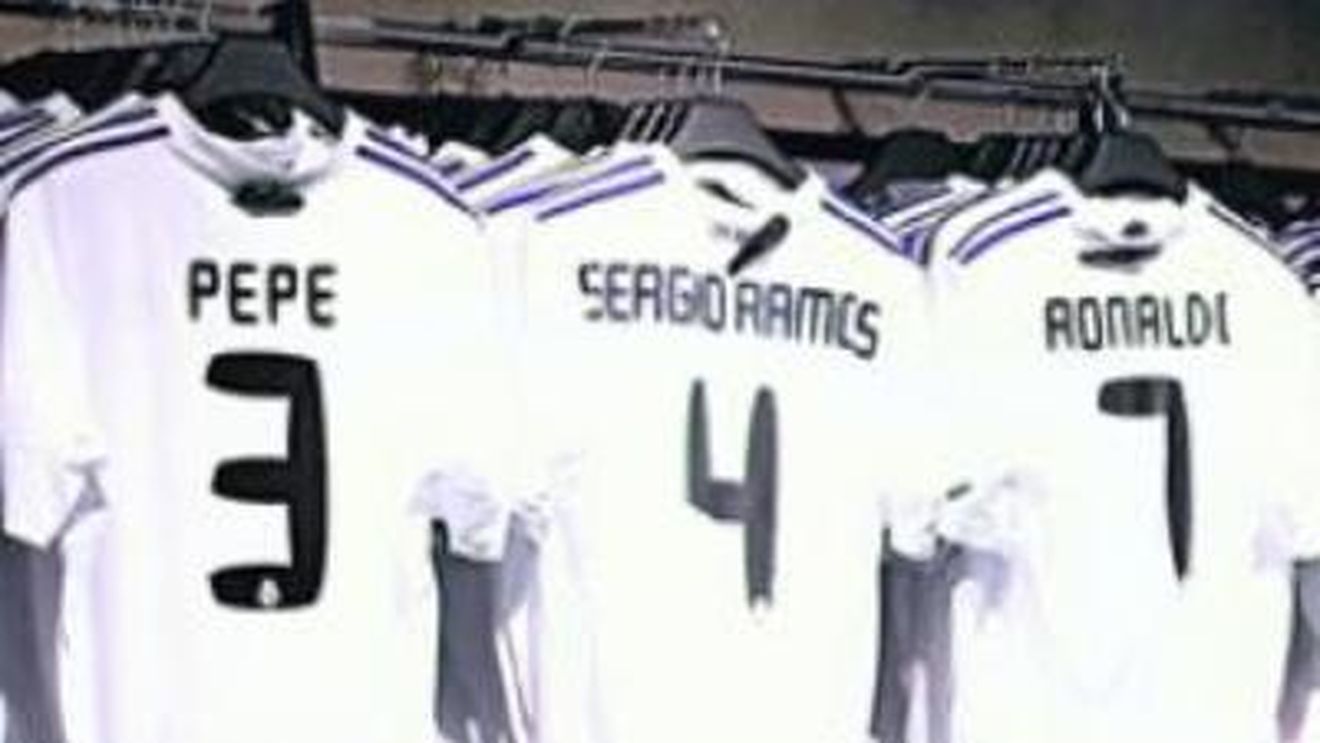 Real Madrid și Man. United, primele 2 în LUME la vânzarea de tricouri!** VEZI pe ce loc e BarÃ§a!