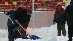 Primăria ne asigură că Steaua - Twente se va juca în condiții optime:** "Terenul va fi bun. Dacă trăgeam acoperișul, era posibil să fie mai multă zăpadă pe gazon"