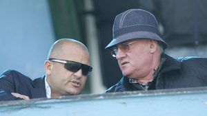 FC U Craiova, gata să prindă play-off-ul în Liga 1? Dumitru Dragomir: „Mă bucur pentru Mititelu, deși a vrut să mă bage la pușcărie!” | VIDEO EXCLUSIV ProSport Live