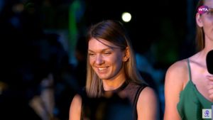Simona Halep nu s-a mai putut abține înaintea semifinalei cu Iga Swiatek de la Indian Wells! Românca a dat iama în prăjituri | FOTO