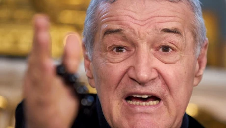 Gigi Becali, extrem de furios, a înjurat minute întregi, în direct: ”Cretinule, handicapatule, dobitocule, hitleristule”. Cine l-a enervat pe patronul FCSB