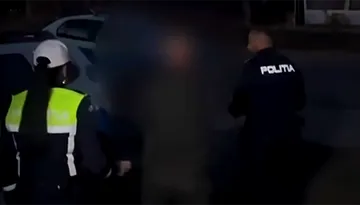 Incidente grave la un meci din Vâlcea: un jucător și arbitrul au fost loviți! Unul dintre agresori a fost reținut de Poliție!