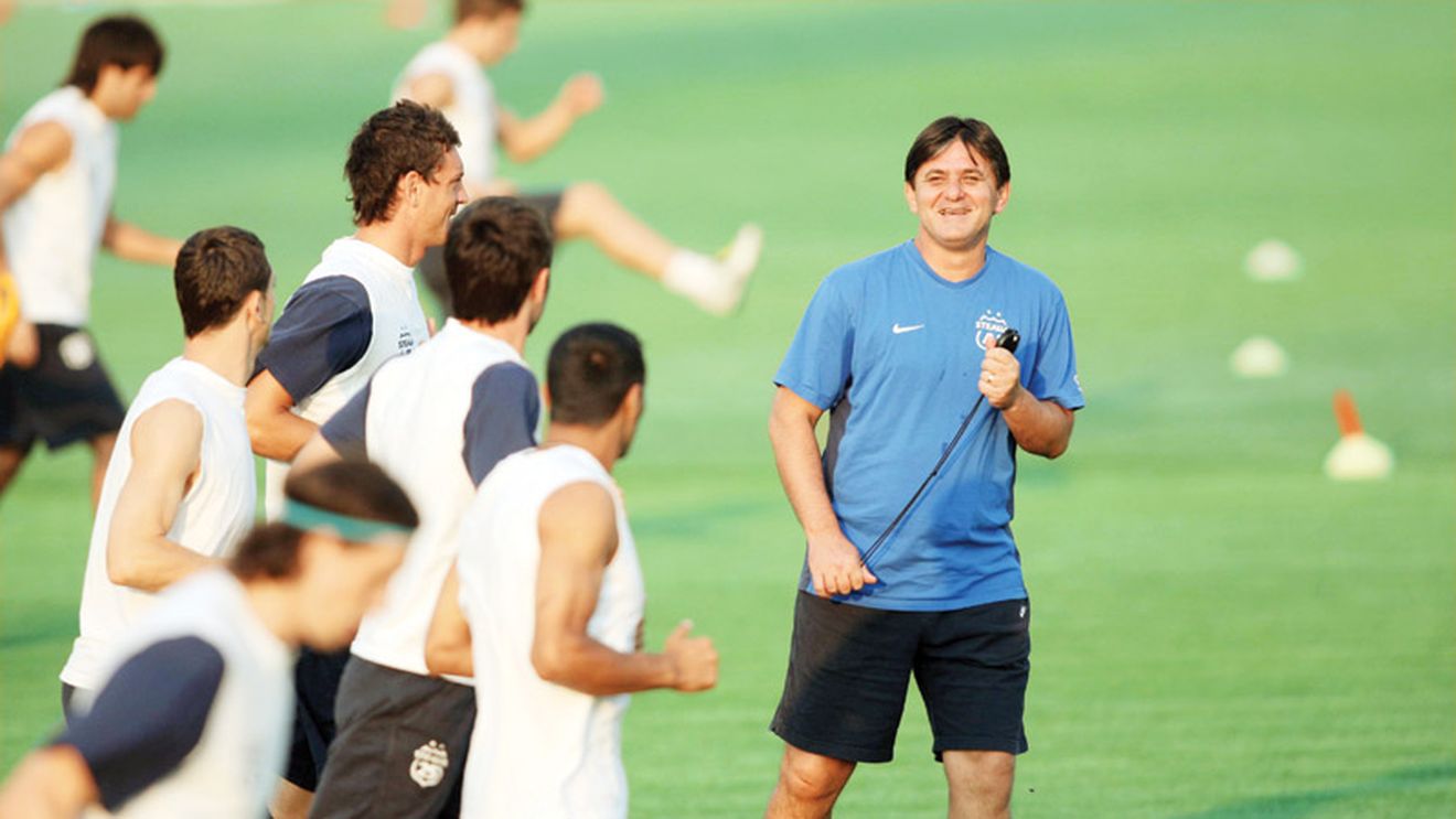 Lăcătuș  pune accent pe pregătirea psihologică a jucătorilor