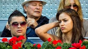 Și-a data mama afară din casă pentru a-i face loc ei!** Gest incredibil al lui Ronaldo înainte de El Clasico