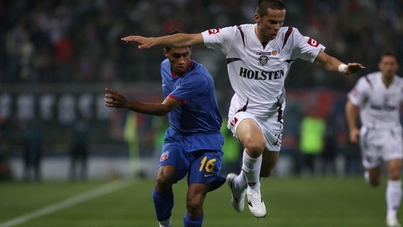 Încă o lovitură în Giulești!** Rapidul pierde unul dintre cei mai vechi jucători: "Nu credeam că mi se poate întâmpla asta" Omul care nu mai vrea să audă de Liga 1