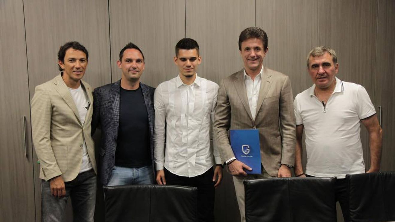 Belgienii sunt în extaz după ce Ianis Hagi a semnat cu Genk: "JAAA. E cel mai așteptat transfer din ultima vreme"