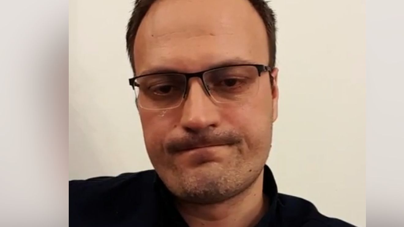 Cumpanasu, cadere psihica in direct. A plans, efectiv, cinci minute pentru ca ar fi „singur”: „Sunt la capatul puterilor”