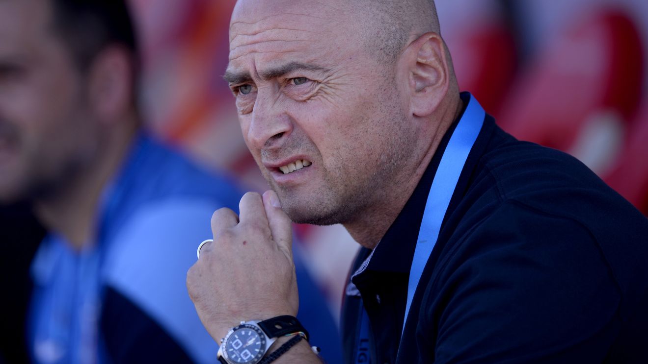 Leo Grozavu: "Atât timp cât adversarii nu se deschid, nu poate fi un joc spectaculos". Botoșănenii și-au luat adio de la play-off. "Am pierdut prea multe puncte"