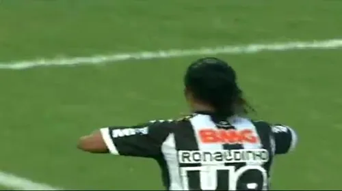Ronaldinho, erou în Brazilia!** VIDEO Golul care a adus nebunia la Atletico Mineiro: a smuls egalul în ultimele secunde ale meciului