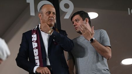 Dan Șucu, de la Milano la Ovidiu. Patronul Rapidului s-a dus la meciul cu Farul, cu o importanță uriașă pentru play-off