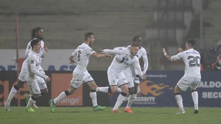EXCLUSIV | Cea mai tare caracterizare făcută unui jucător din Liga 1 chiar de un oficial al clubului: "Dă greutate echipei! Și la propriu, și la figurat. Dar nu e dușmanul mingii"