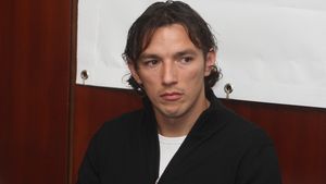 Ajutați Fotbal pentru Viață să câștige meciul cu Năpasta!