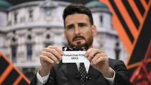 Tragerea la sorți pentru FCSB din optimile Europa League Live Video Online. Campioana României va juca cu Olympique Lyon