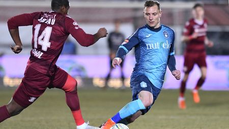 Dan Alexa și-a găsit ”numărul 6”! Ionuț Cioinac a semnat cu ASU Poli: ”Când am fost sunat nu m-am gândit decât la faptul că echipa vrea promovarea”