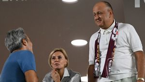 Şucu vrea să doboare orice record şi să facă al 4-lea transfer în mai puțin de 24 de ore! Negocieri cu Sepsi