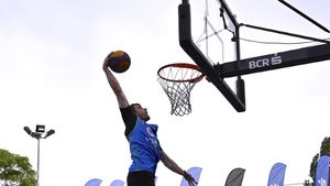 Cod roșu de baschet 3x3: Performanțe uimitoare la Sport Arena Streetball în condiții extreme
