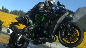 DriveClub Bikes, acum și cu motociclete