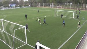 Tricolorii de la Ludogorets au făcut spectacol la antrenamente! "Ce un-doi-uri bune fac cu Moți!". VIDEO cu "foarfeca" lui Keșeru