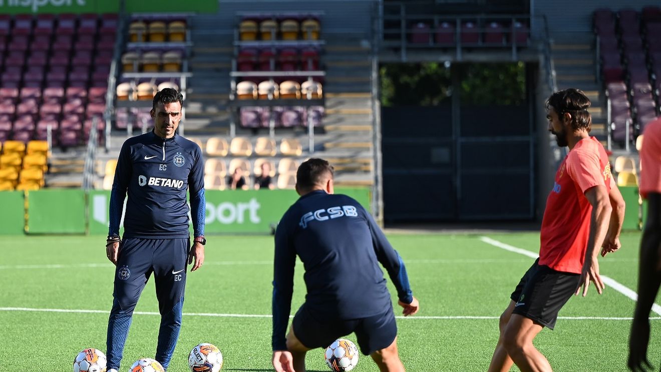 Marea surpriză pregătită de Elias Charalambous pentru meciul Nordsjaelland - FCSB! Sistem inedit ales de cipriot, după ce Alex Băluță s-a accidentat! Este Andrea Compagno pe făraș la vicecampioana României? | FOTO