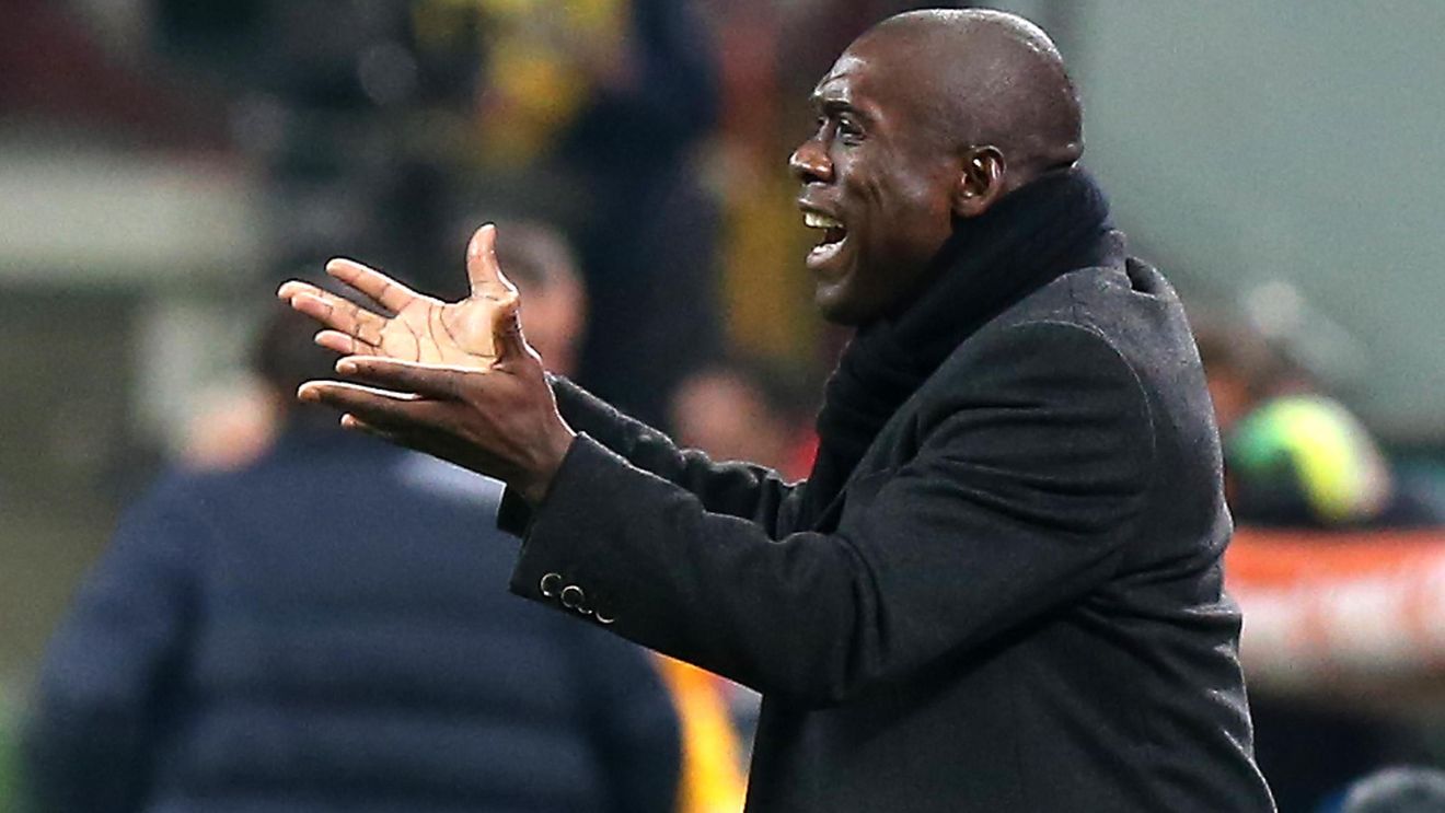 OFICIAL | Clarence Seedorf, noul antrenor al formației FC Shenzen