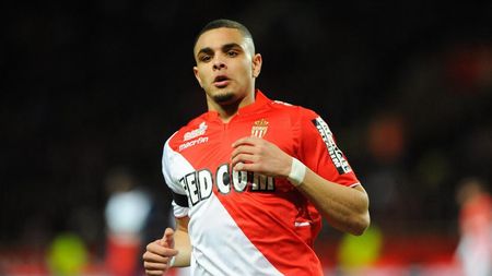 PSG l-a achiziționat pe Layvin Kurzawa 