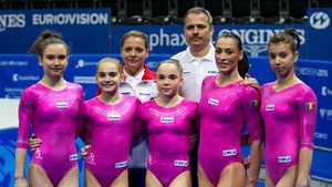 Europenele de gimnastică. Echipa de senioare s-a calificat de pe locul 4 în finala competiției de la Berna. Cătălina Ponor - în finalele de la sol și bârnă