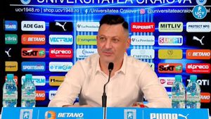 De ce nu a ajuns Mirel Rădoi la echipa lui Adrian Mititelu? Antrenorul a explicat la prezentarea oficială la Universitatea Craiova: „Înțeleg că sunt un tip dificil, că am condiții, că poate e greu de lucrat cu mine!”