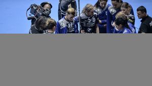 Returul cu Gyor a devenit „piatra de încercare" pentru CSM București înaintea meciului de titlu cu SCM Rm. Vâlcea. În absența Cristinei Neagu, alte două jucătoare au fost propulsate în lupta pentru titlul de golgheter în Liga Campionilor