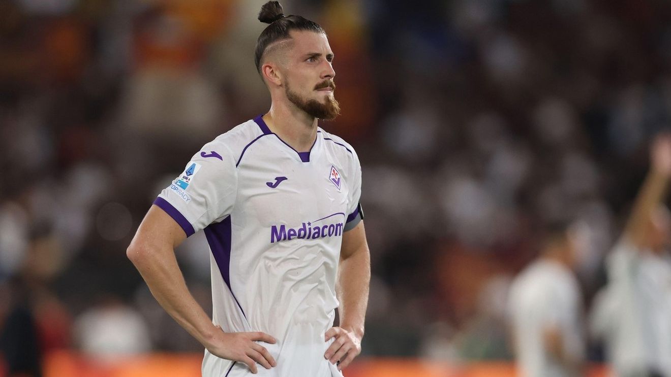 Radu Drăgușin, desființat după Fiorentina – Frosinone 0-3: „Seară HORROR pentru el!”. A debutat Bîrligea